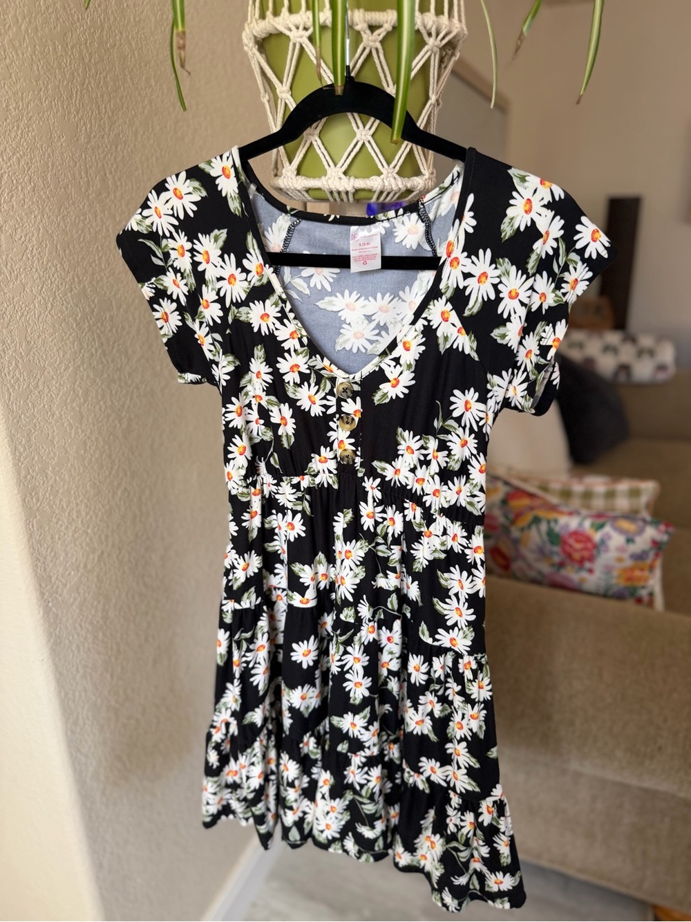 Girls No Boundaries Black Daisy Print V-Neck Dress